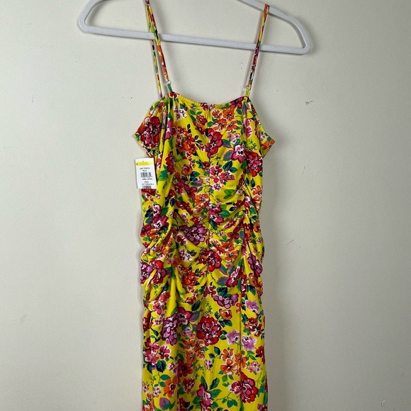 19 Cooper Yellow Floral Ruched Front Slit Midi Dress NWT Size Medium - Picture 6 of 10